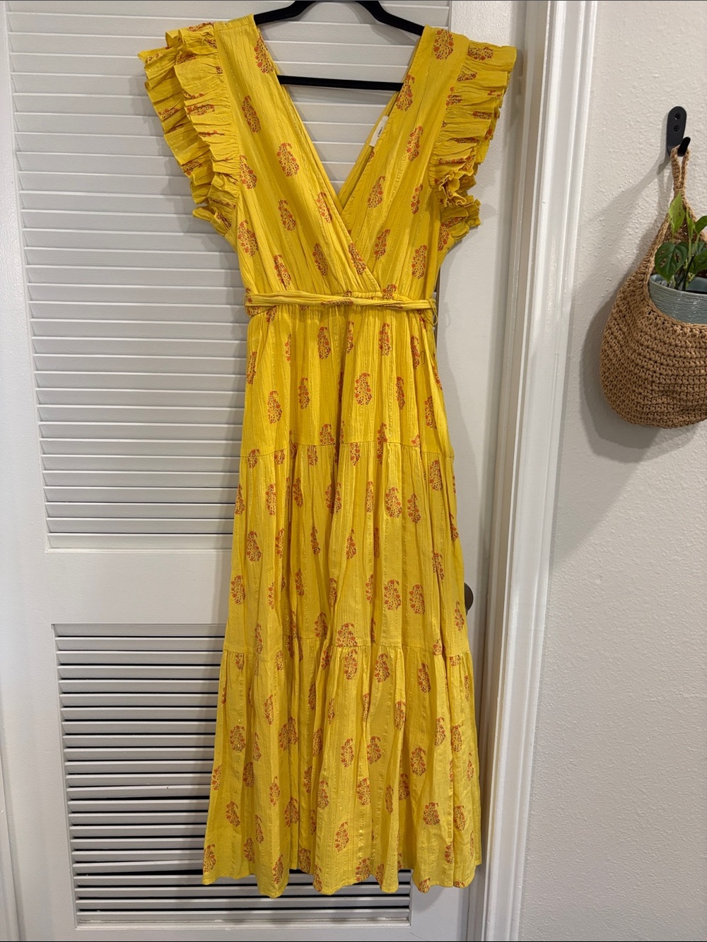 a loves a Yellow Boho Maxi Dress Ruffle Sleeve Tassle Tie Floral Cotton M